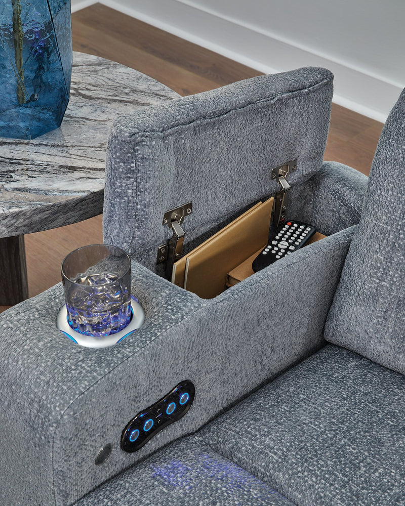 Studio Cave Power Recliner