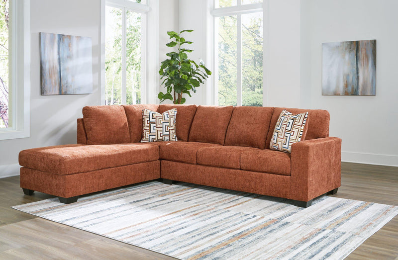 Aviemore Sectional with Chaise